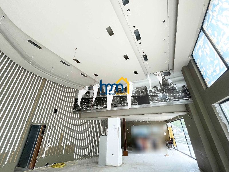 (To Rent) Commercial Store || Kalamaria / Kifisia - 240sq 2000€