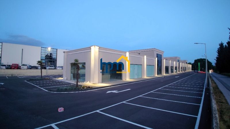 (To Rent) Commercial Office || Pylaia / Mediterranean Cosmos - 155sq 1500&euro;