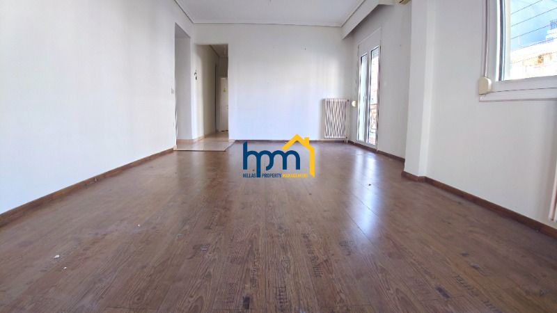 (To Rent) Commercial Gallery || Kalamaria / Votsi - 100sq 690&euro;