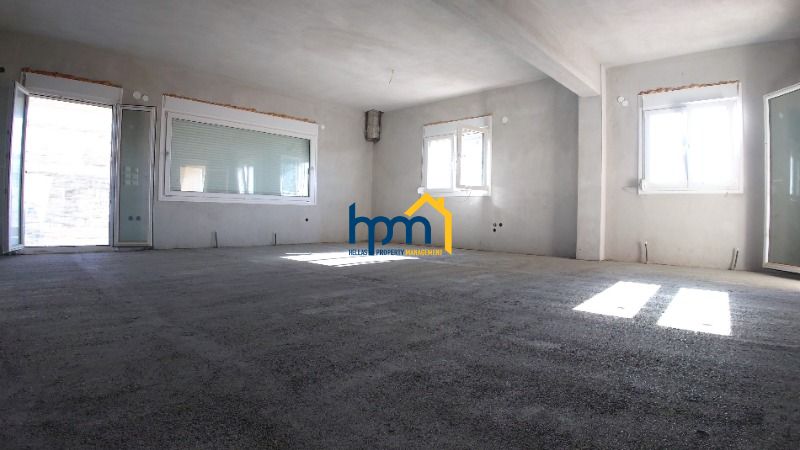 (To Rent) Commercial Office || Thermi /  - 145sq 1000&euro;