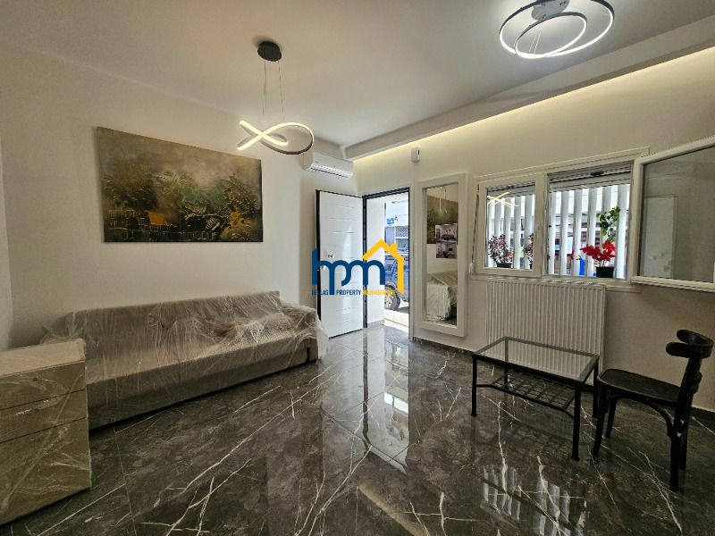 (Προς Πώληση) Κατοικία Κτίριο || Φάληρο - Ιπποκράτειο / Αγία Τριάδα - 65τ.μ, 2Υ/Δ, 115000&euro;