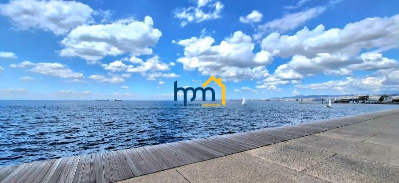 (προς πώληση) Κατοικία Διαμέρισμα || Θεσσαλονίκη - Κέντρο / Ανάληψη - Μπότσαρη - Νέα Παραλία - 145.0τ.μ., 3 Δ/Υ,400.000€