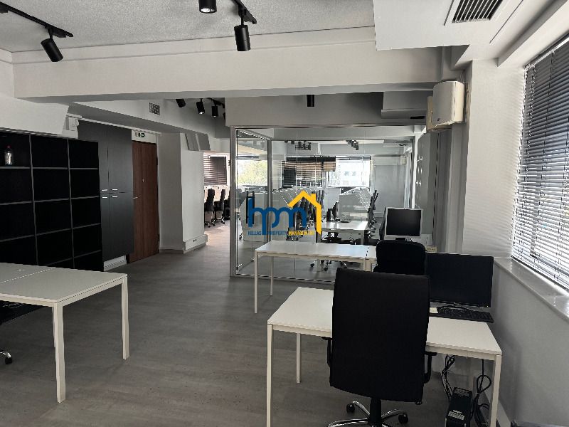 (To Rent) Commercial Office || Elliniko /  - 180sq 3700€