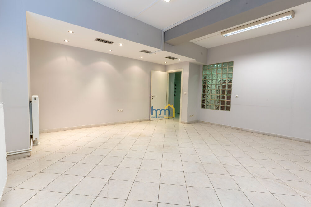 Επαγγελματικός Χώρος Γραφείο || Καλαμαριά / Βυζάντιο - 430τ.μ, Ισόγειο, 5000€