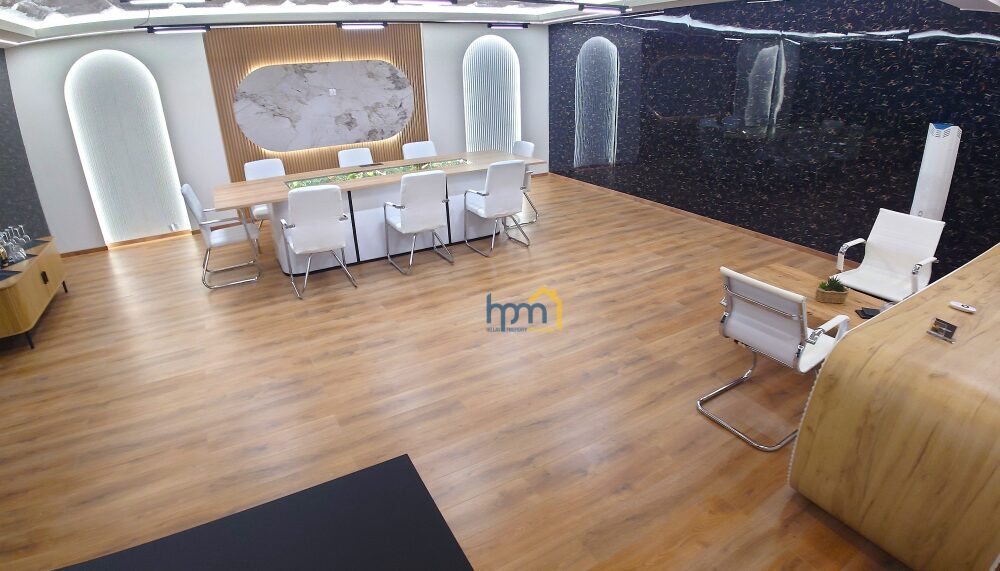 (To Rent) Commercial Store || Pylaia / Mediterranean Cosmos - 155sq 1500&euro;
