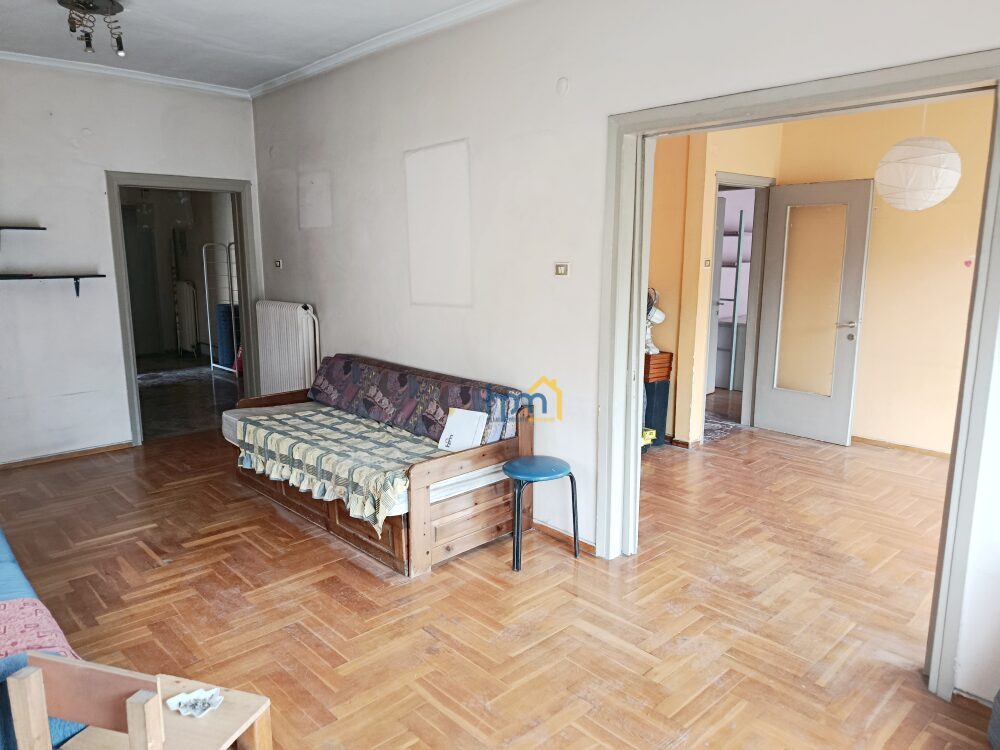 Προς πώληση διαμέρισμα 3ου Ντεπώ 112τμ, 3δωμάτια, σαλόνι, κουζίνα, λουτρό, wc, αποθήκη. Τιμή 235.000€