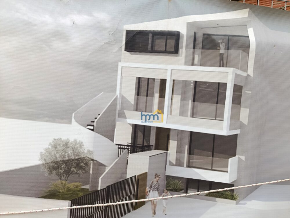 Προς πώληση Χαριλάου Ν. Ελβετία μεζονέτα 1ου-2ου ορόφου, δύο δωμάτια, σαλ€οκουζίνα, 2 λουτρά, αποθήκκη, πάρκινγκ. Τιμή 320.000