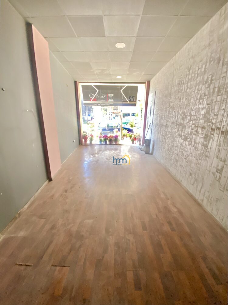 (for rent) Commercial Store || Thessaloniki Center / Analipsi - Mpotsari - Nea Paralia - 65.0sq.m, 400€