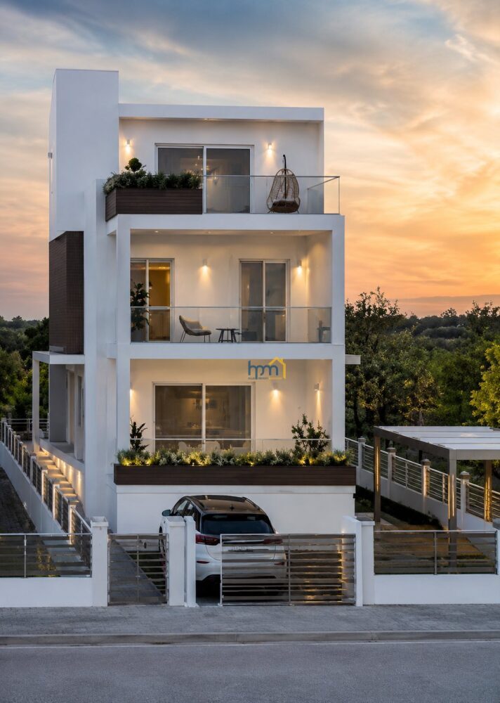 (for sale) Residential Maisonette || Thessaloniki Suburbs / Thermi - 255.0sq.m, 4 B/R,560.000€