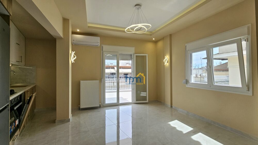 (for sale) Residential Apartment || Thessaloniki Center / Analipsi - Mpotsari - Nea Paralia - 55.0sq.m, 2 B/R,183.000€