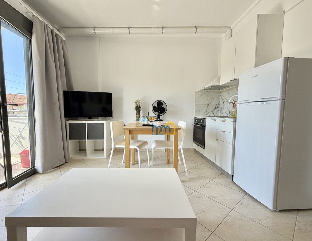 (for rent) Residential Studio || Thessaloniki Center / Toumpa - 45.0sq.m, 1 B/R,500€