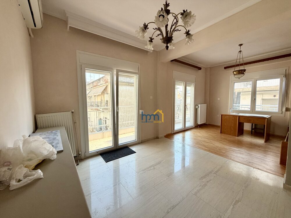 (for rent) Residential Apartment || Thessaloniki Center / Analipsi - Mpotsari - Nea Paralia - 70.0sq.m, 2 B/R,600€