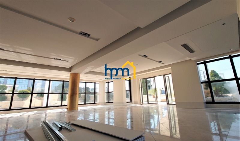 Επαγγελματικός Χώρος-Κατάστημα / Περιοχή Cosmos / 250τ.μ. 2800 Ευρώ