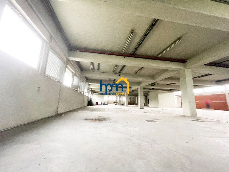 (To Rent) Commercial Warehouse || Thermi / Triadio - 700sq 1750&euro;