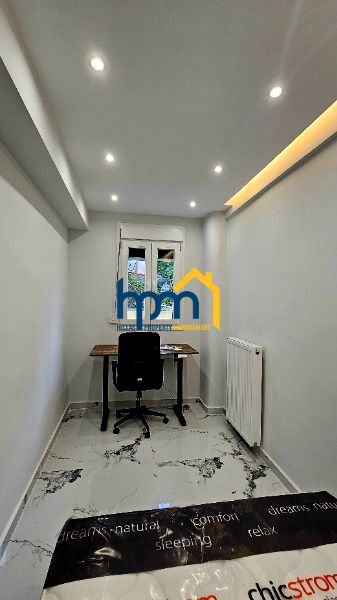 (For Sale) Residential Apartment || Analipsi - Mpotsari - Nea Paralia / Nea Paralia - 68sq 1B/R, 180000&euro;